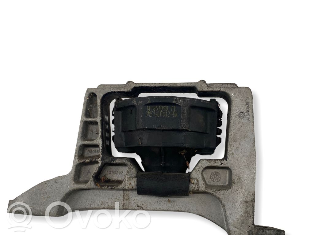 Volvo V40 Cross country Engine mount bracket 