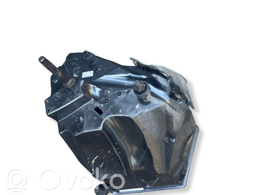 Audi A4 S4 B9 8W Filtr powietrza 