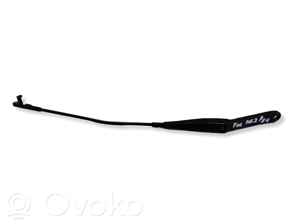 Ford Focus Front wiper blade arm 