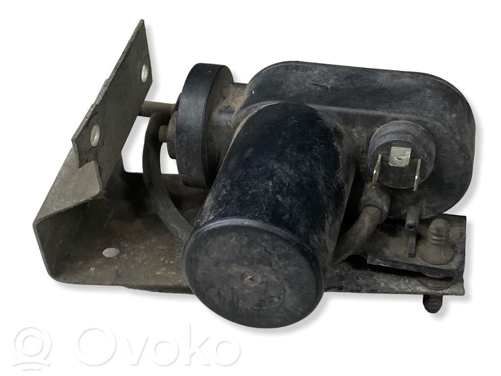 Volkswagen PASSAT B5 Cruise control unit/module 
