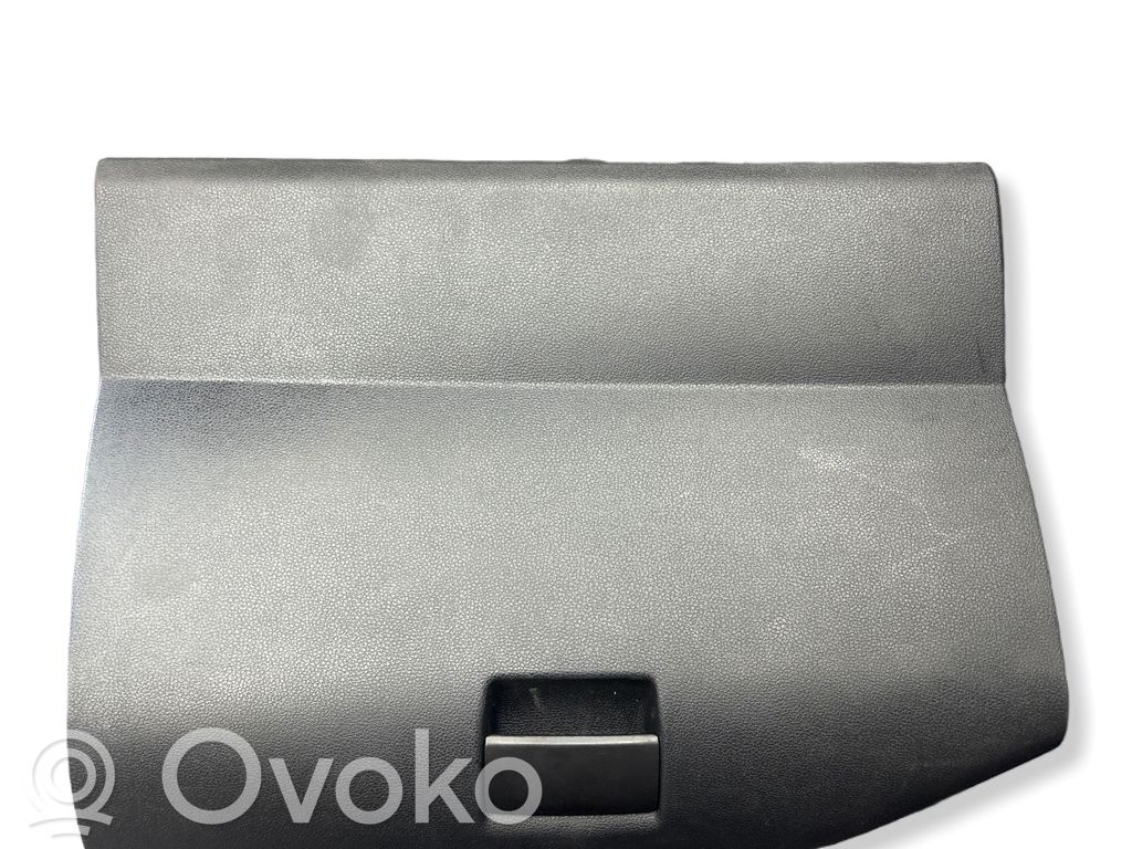 Citroen Berlingo Daiktadėžės (bordačioko) komplektas 
