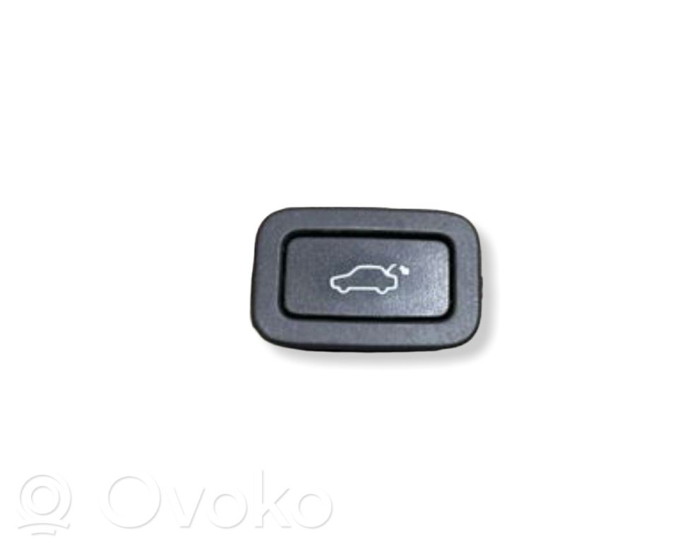 Tailgate/trunk/boot open switch   31412055