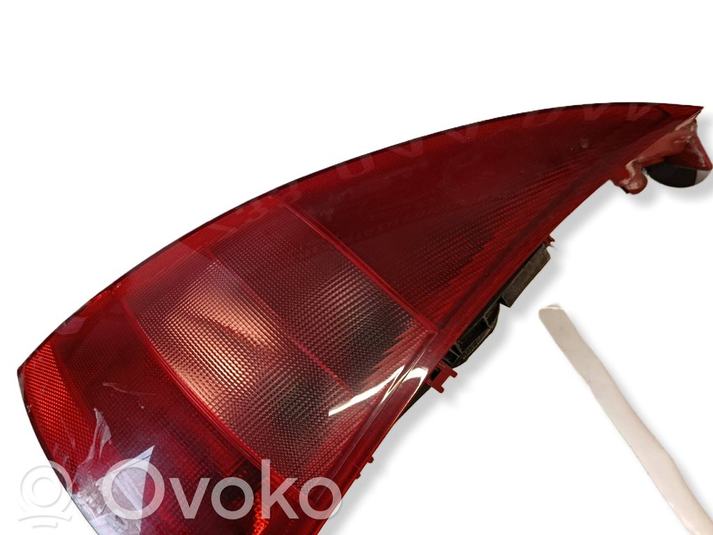 Citroen C3 Lampă spate în caroserie 