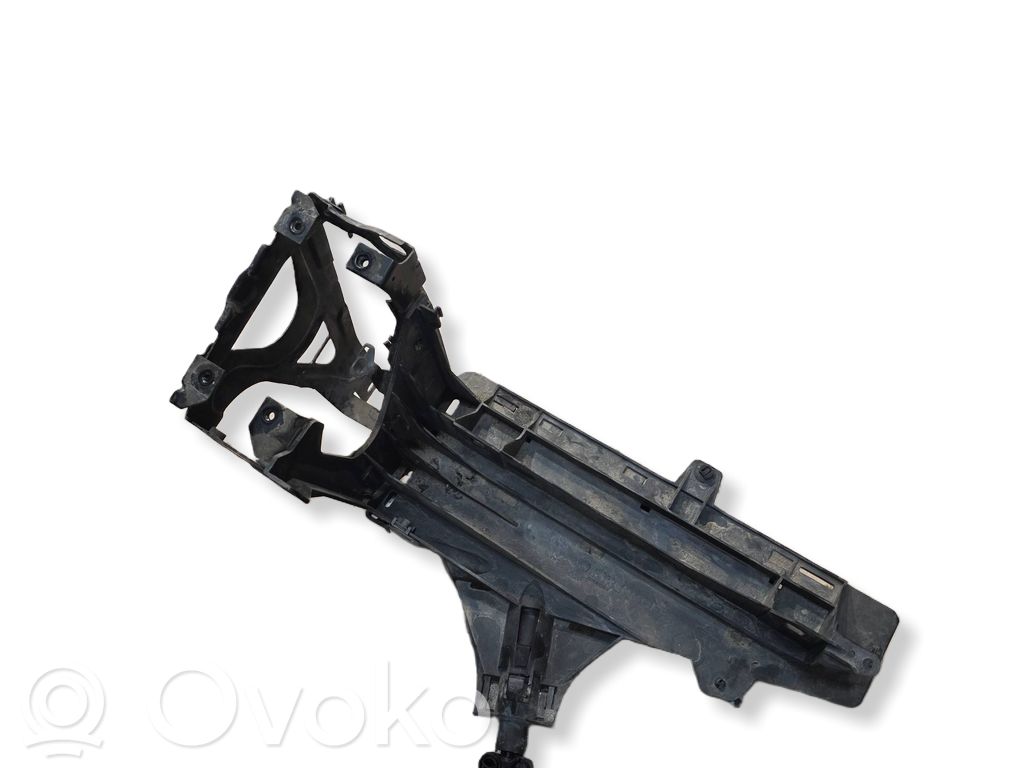 BMW 7 F01 F02 F03 F04 Uchwyt / Mocowanie lampy przedniej 