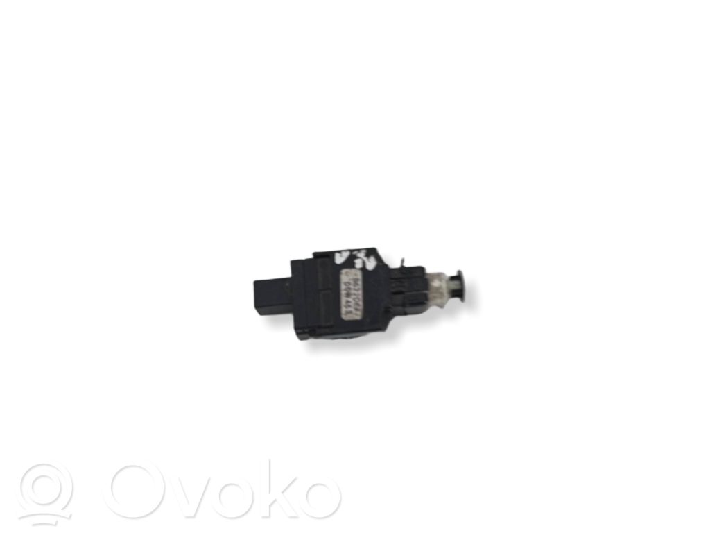 Brake pedal sensor switch   8622064,00W453