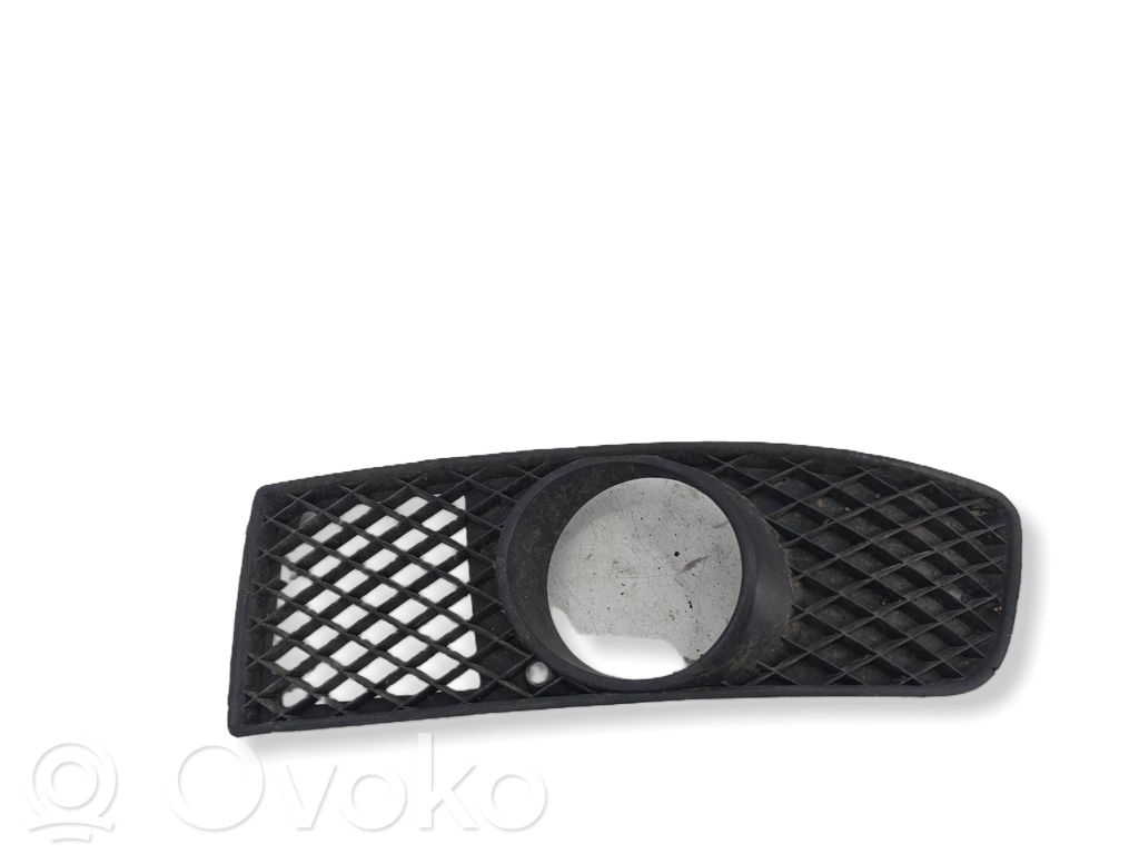 Volkswagen Polo Front fog light trim/grill 
