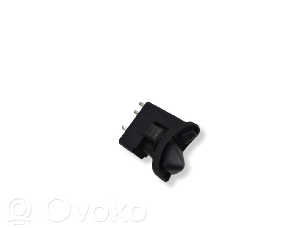 Wing mirror switch   03830700,6131,1369331