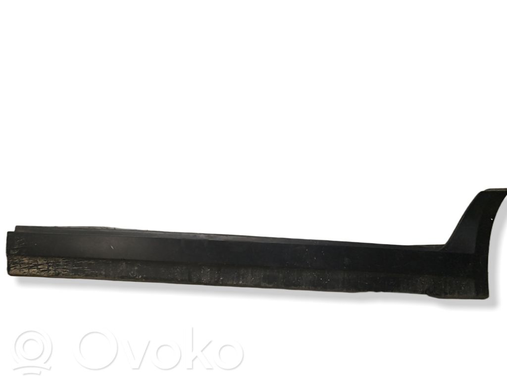 Slenkstis   3330865