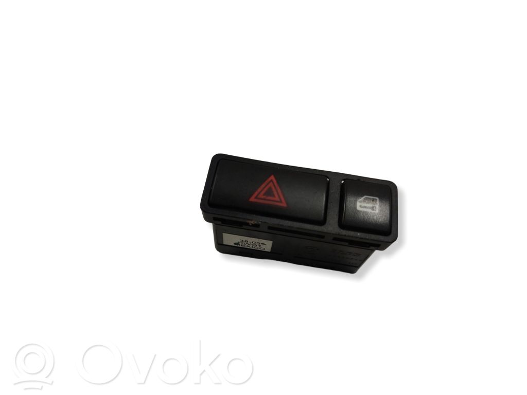 Hazard light switch   61318368920