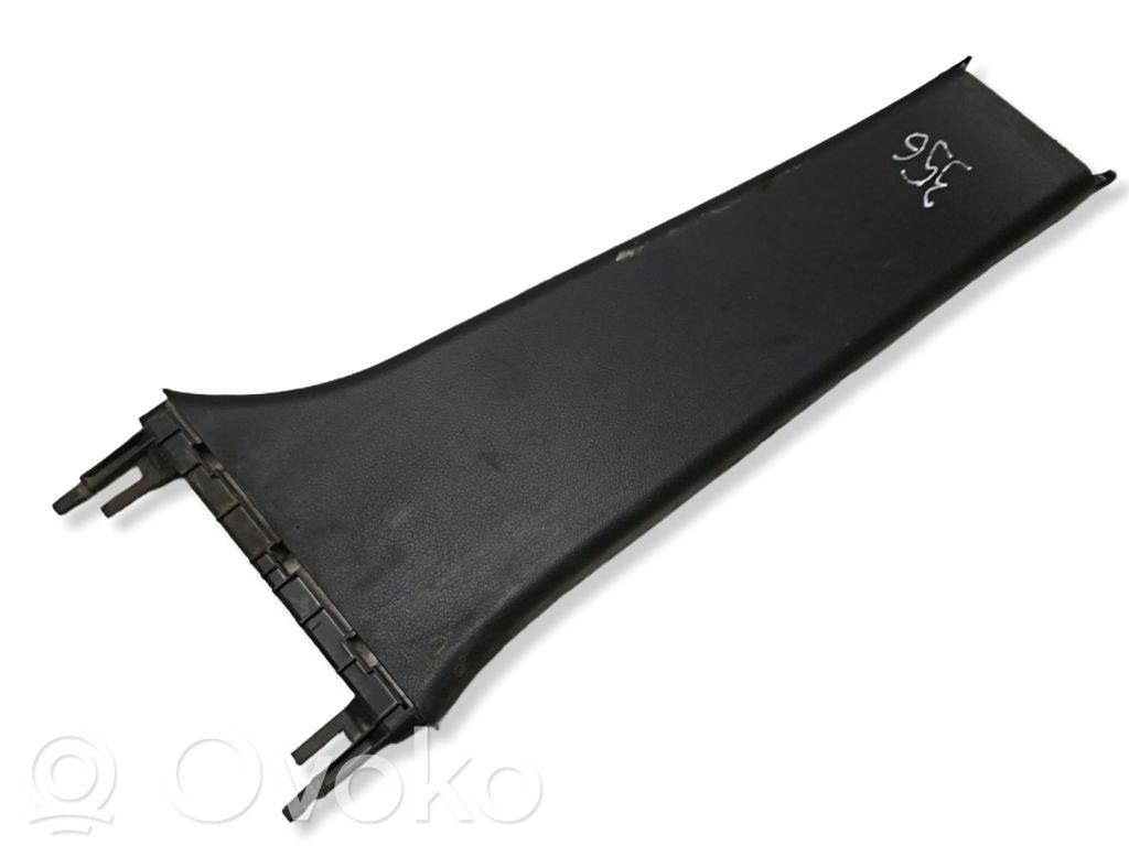 Audi A4 S4 B5 8D Pilar (B) (inferior) 
