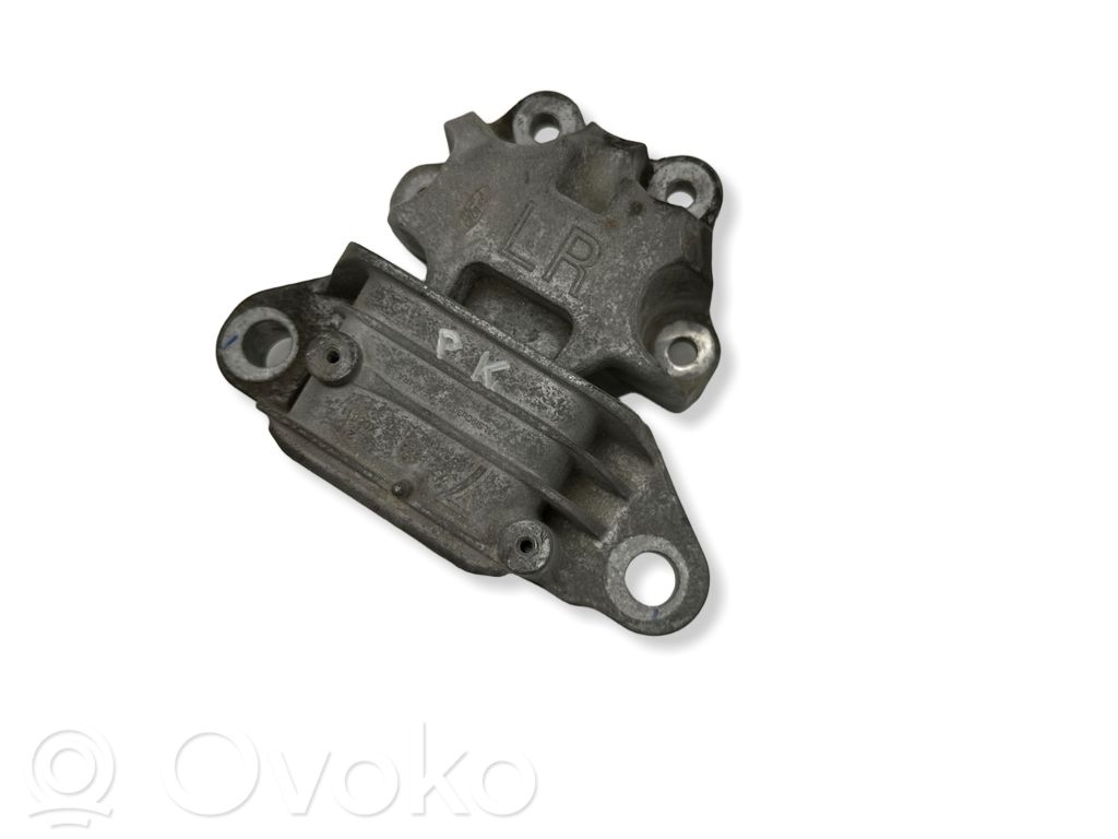 Engine mount bracket   LX617M121RB