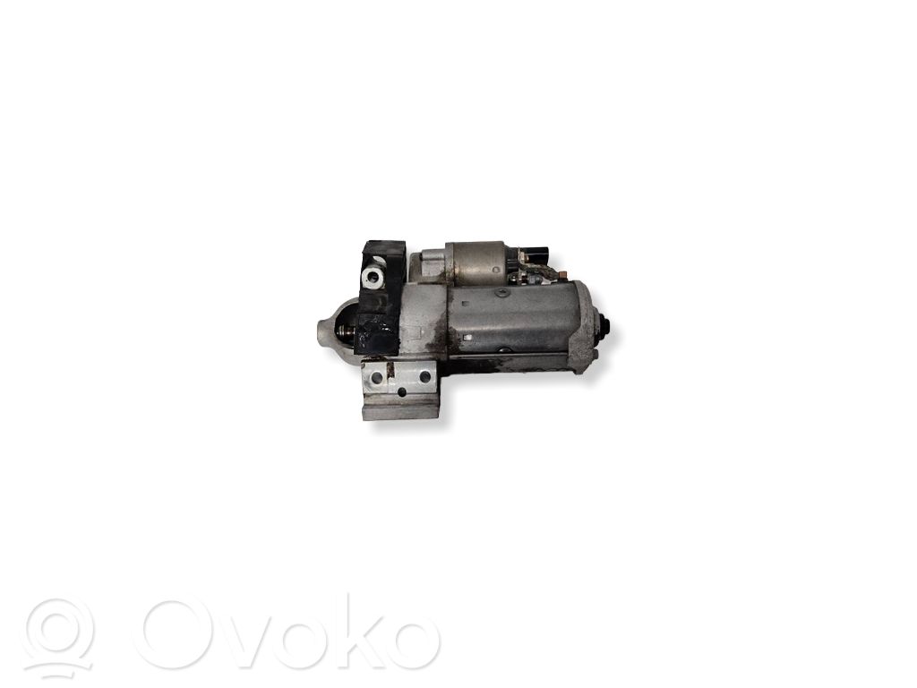 BMW 5 G30 G31 G38 Starteris 