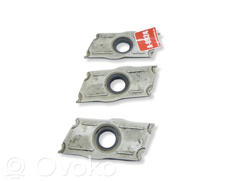 Abrazadera del inyector de combustible   059103113E