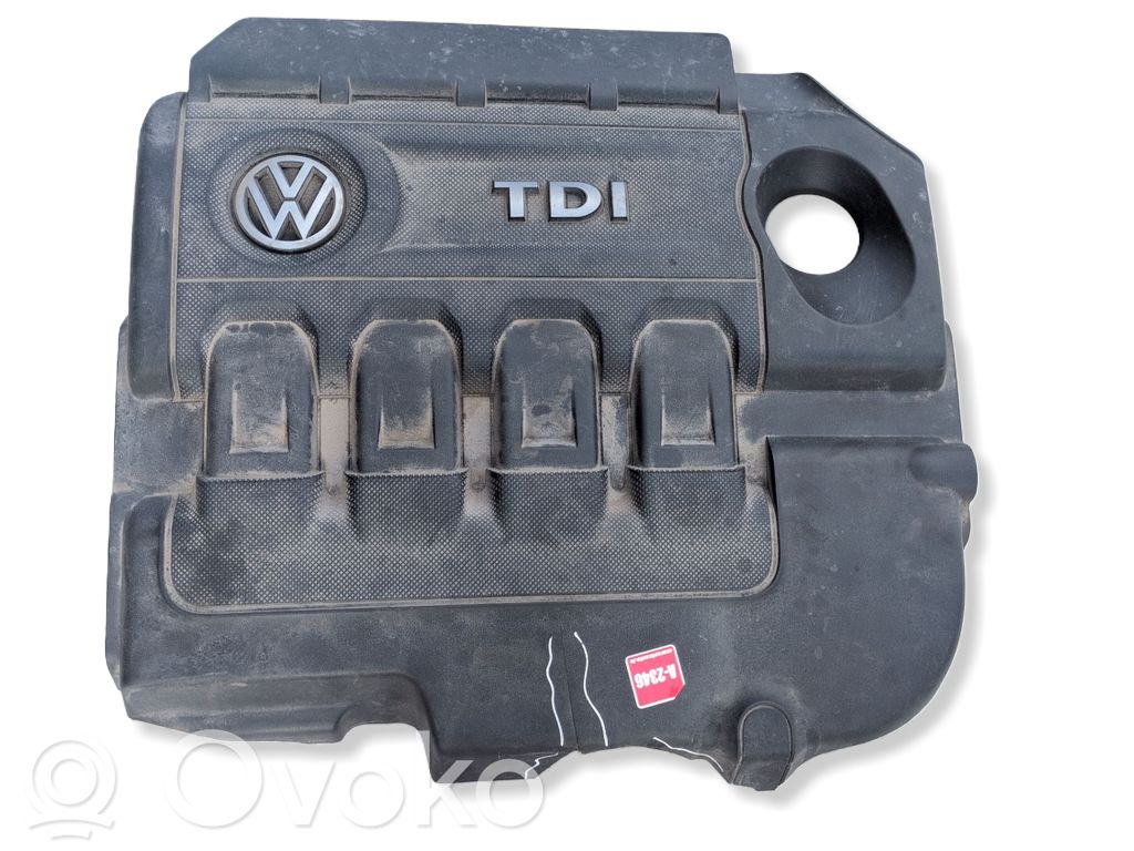 Volkswagen PASSAT B8 Engine cover (trim) 