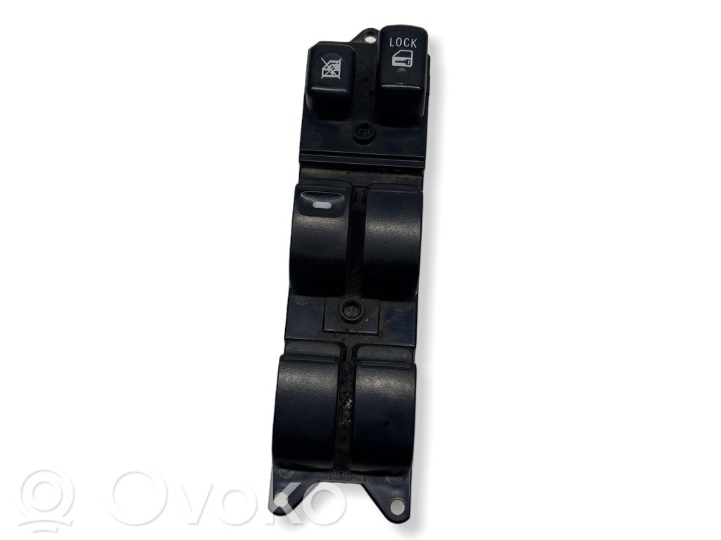 Mitsubishi Outlander Electric window control switch 