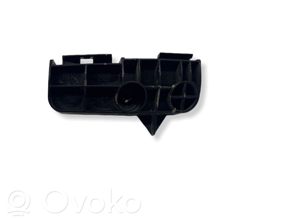 Toyota Auris 150 Rear bumper mounting bracket 