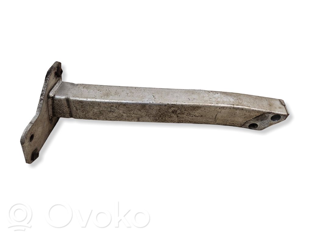 Jeep Cherokee KL Front bumper shock/impact absorber 