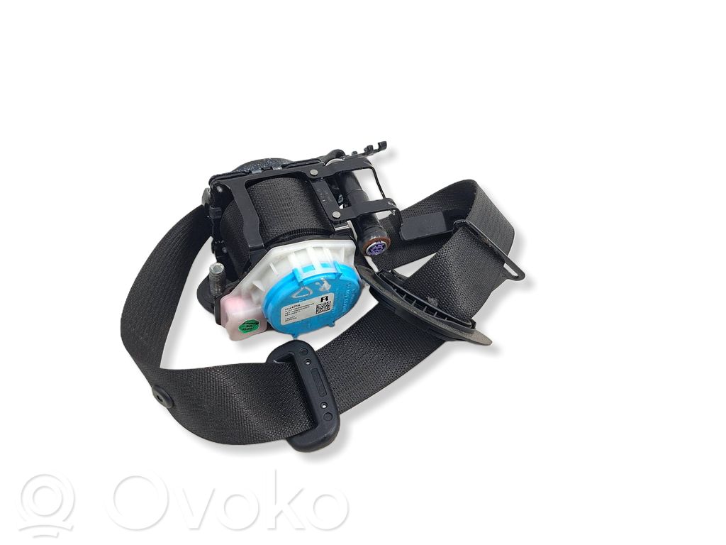 Opel Insignia B Front seatbelt 