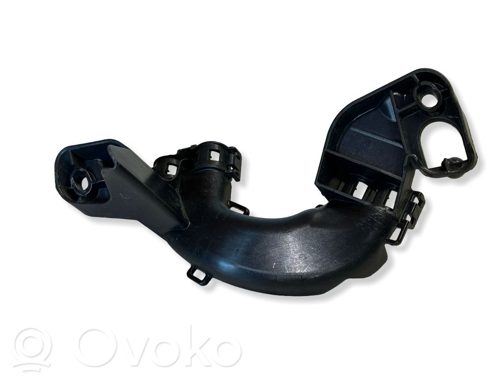 BMW 2 F46 Другая деталь отсека двигателя 