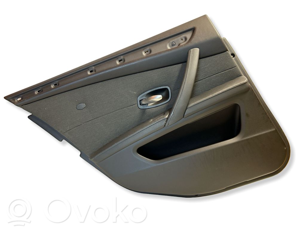 BMW 5 E60 E61 Apšuvums aizmugurējām durvīm 