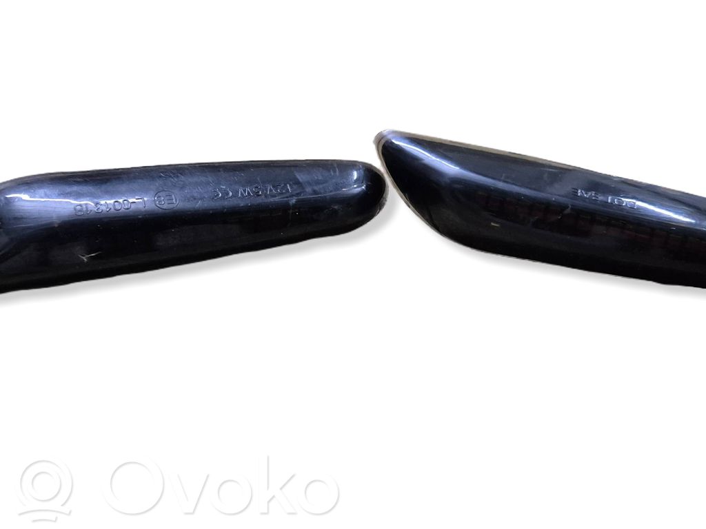 BMW 3 E92 E93 Front fender indicator light 