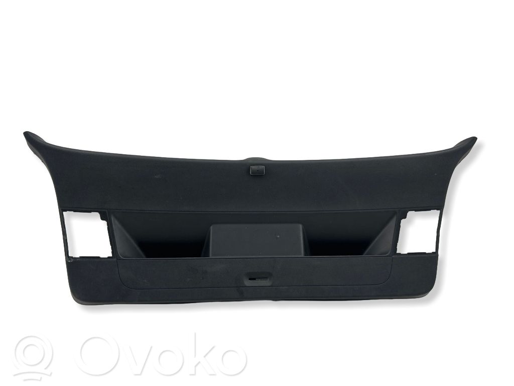 Volkswagen Golf VI Tailgate/boot lid cover trim 