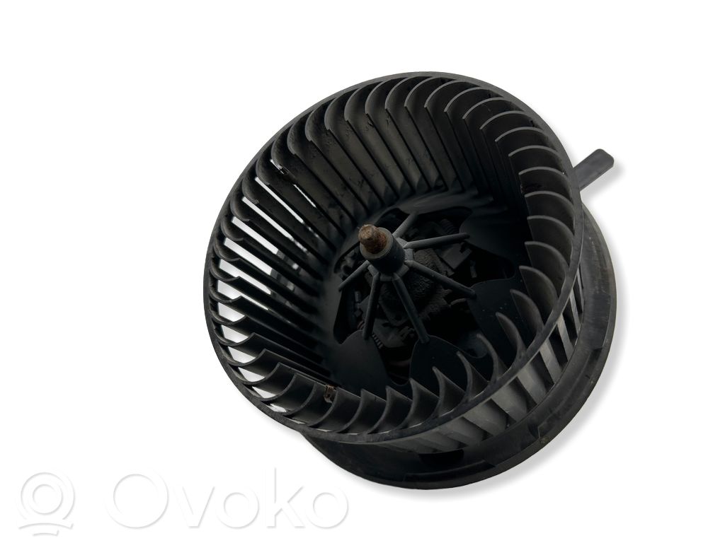 Volkswagen Golf V Mazā radiatora ventilators 