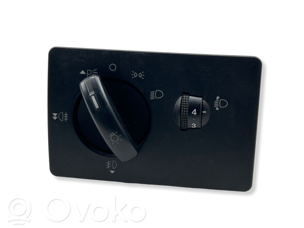 Valokatkaisija   4M5T13A024LA,04059715