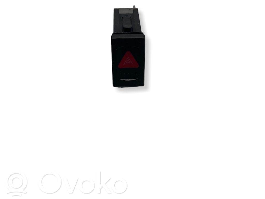 Volkswagen PASSAT B5 Botón interruptor de luz de peligro 
