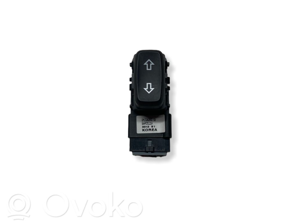 Opel Insignia A Seat control switch 