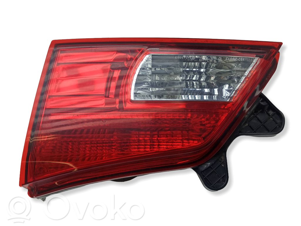 Subaru Outback Takaluukun takavalot 
