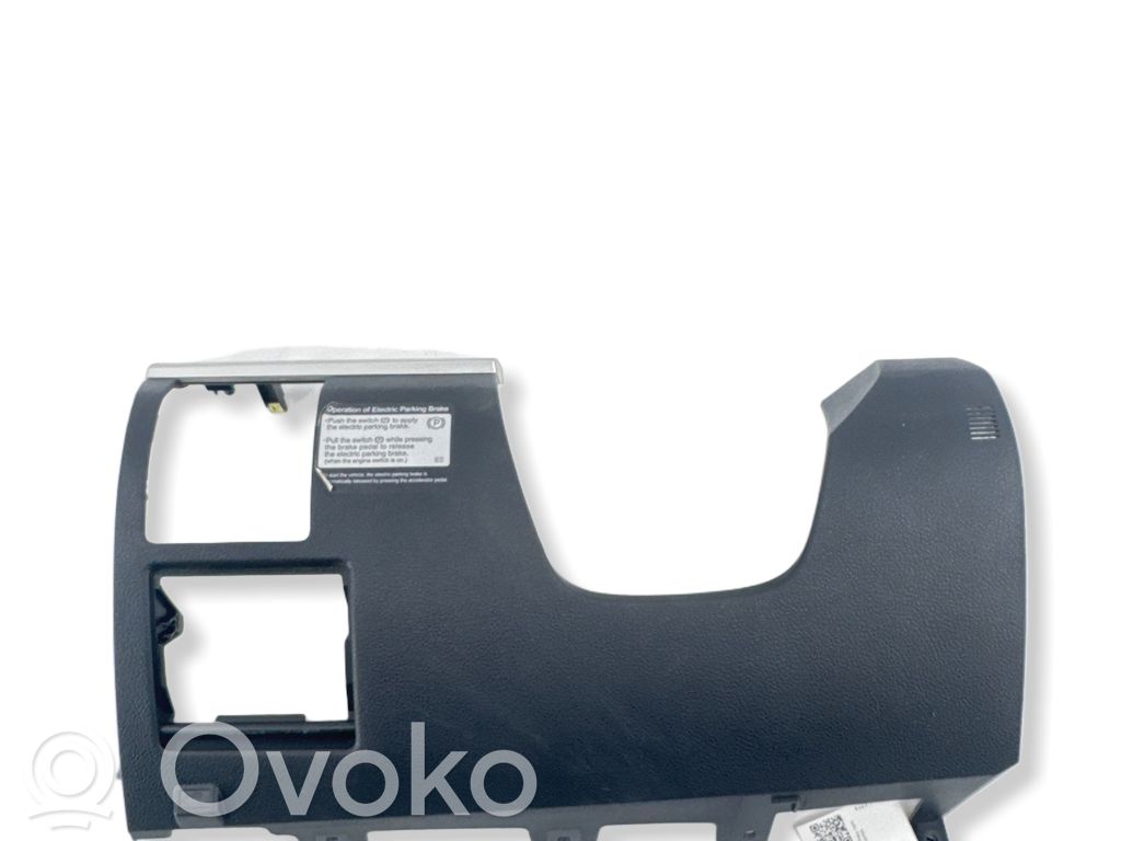 Subaru Outback Revestimiento de los botones de la parte inferior del panel 
