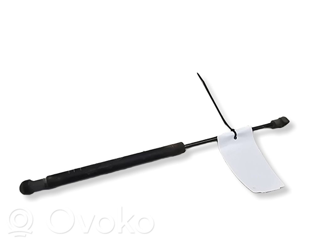 KIA Sorento Takaikkunan kaasujousi 