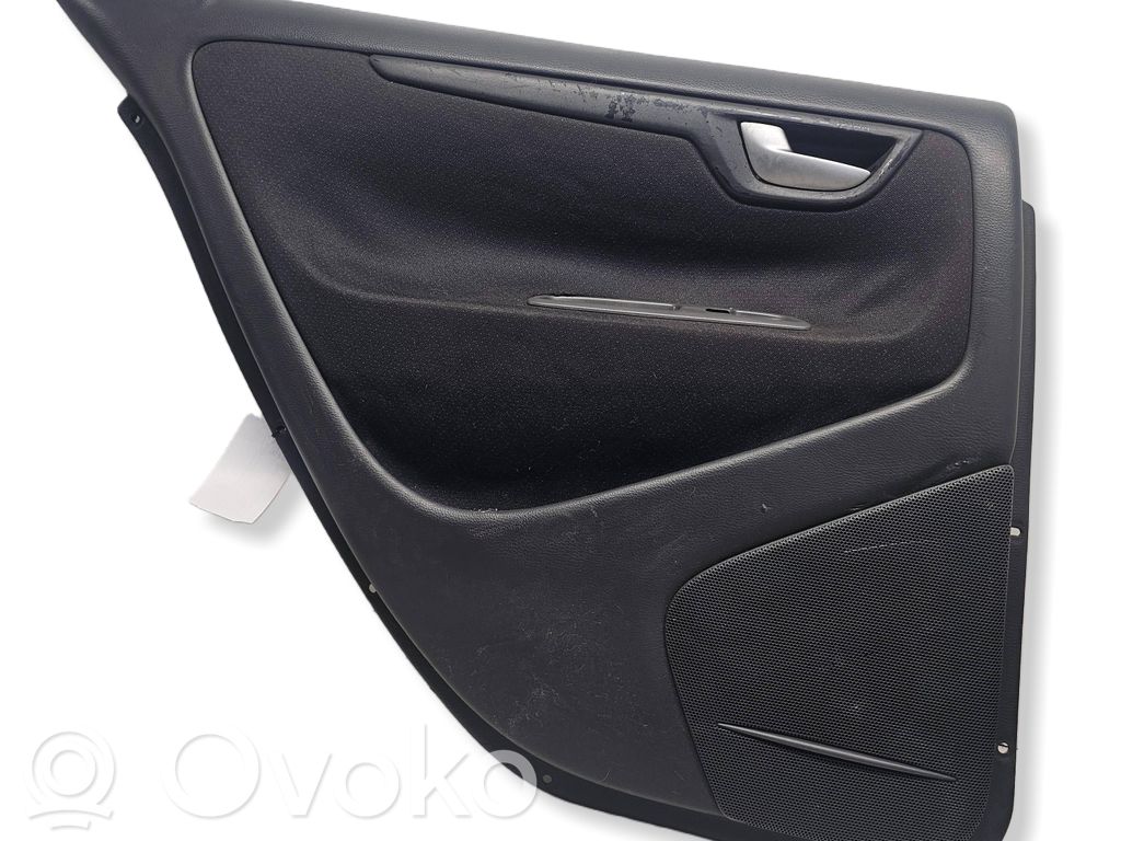 Volvo S60 Boczki / Poszycie drzwi tylnych 