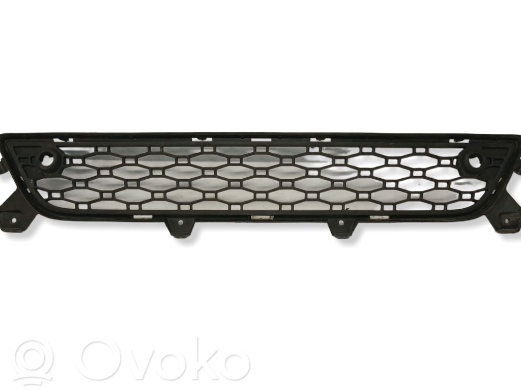 Volvo XC60 Front bumper lower grill 