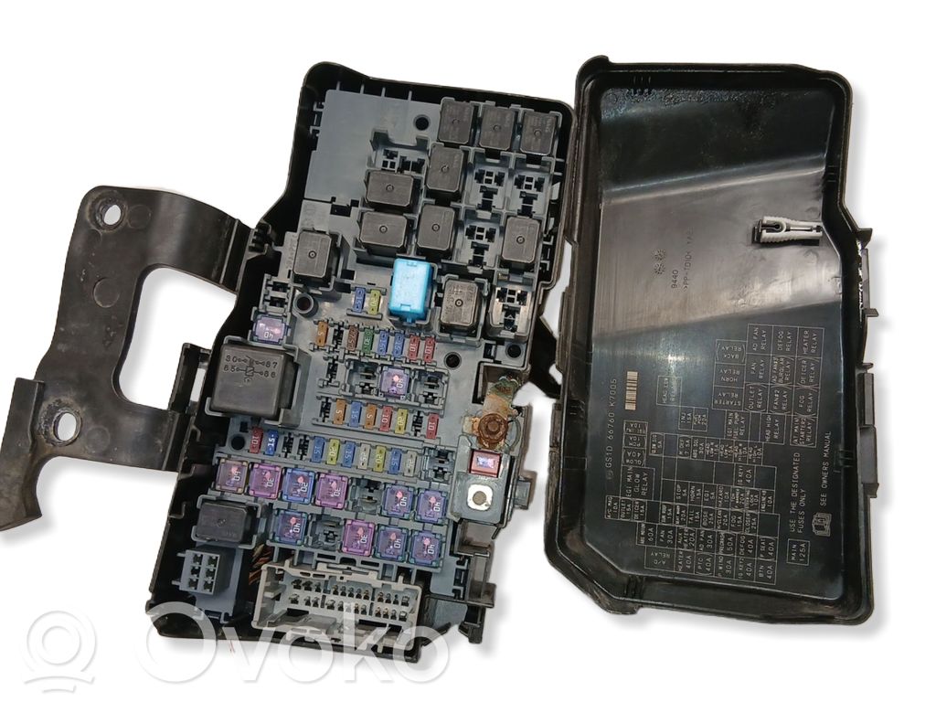 Mazda 6 Fuse module 