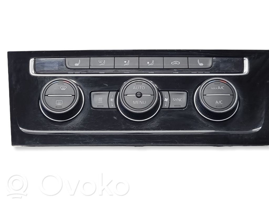 Volkswagen Golf VI Panel klimatyzacji 