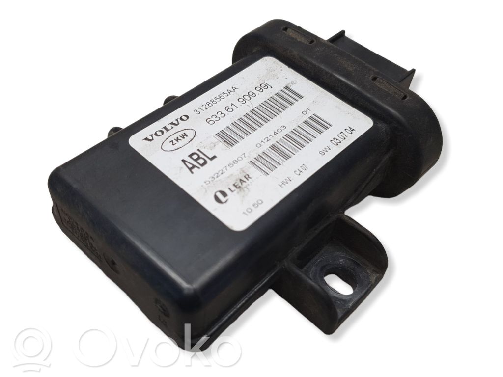 Volvo XC70 Light module LCM 