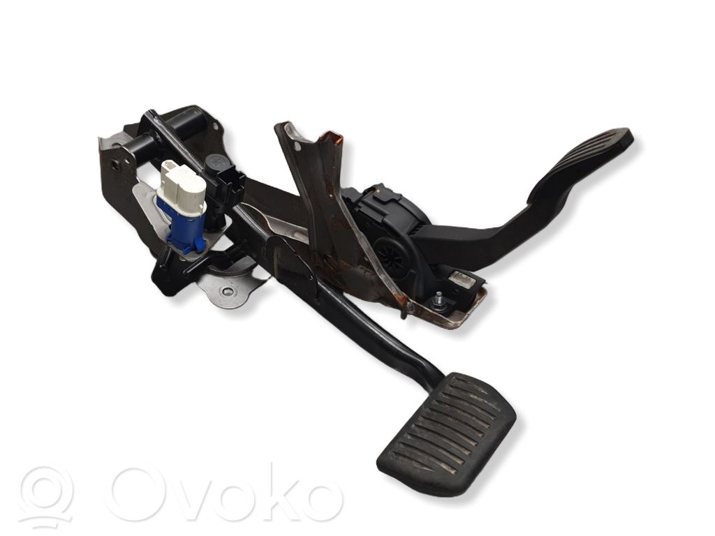Volvo V60 Assemblage pédale 