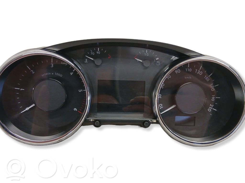 Peugeot 5008 Speedometer (instrument cluster) 