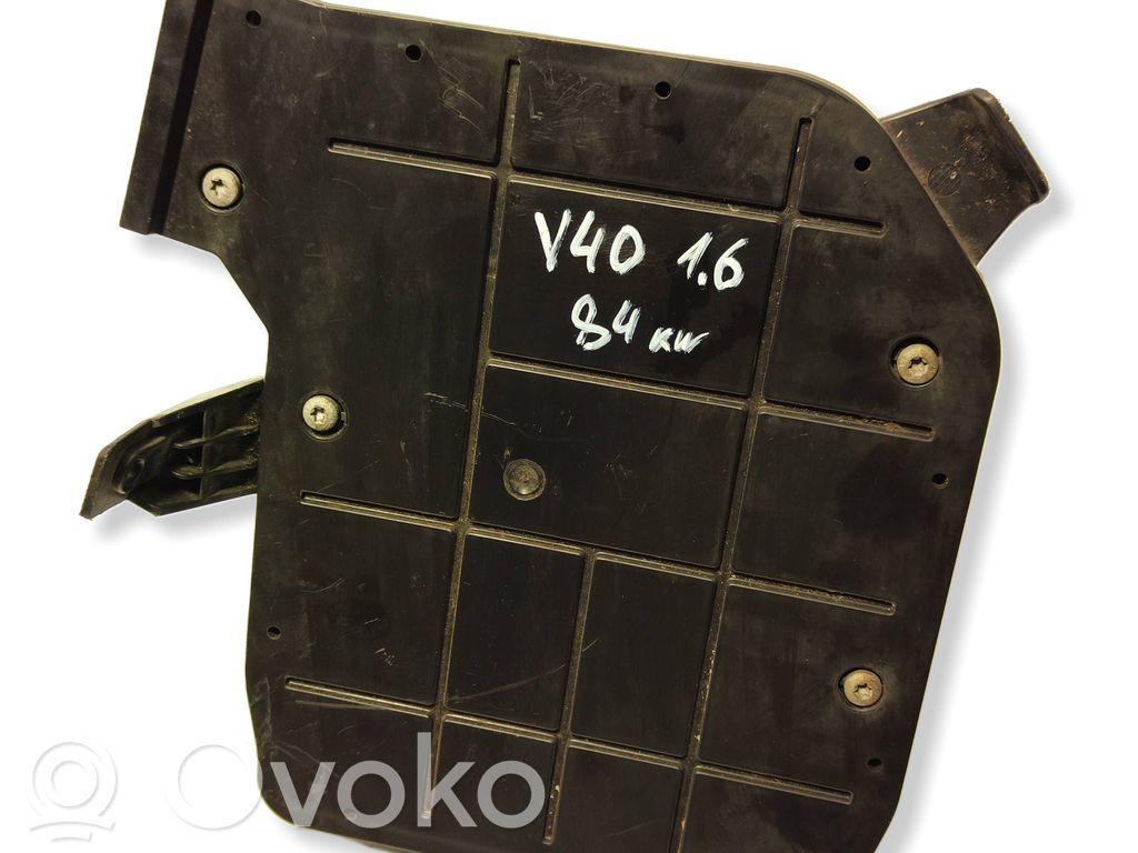Volvo V40 Other engine bay part 