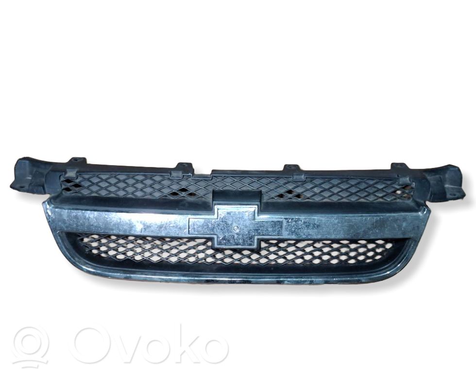 Chevrolet Aveo Front grill 