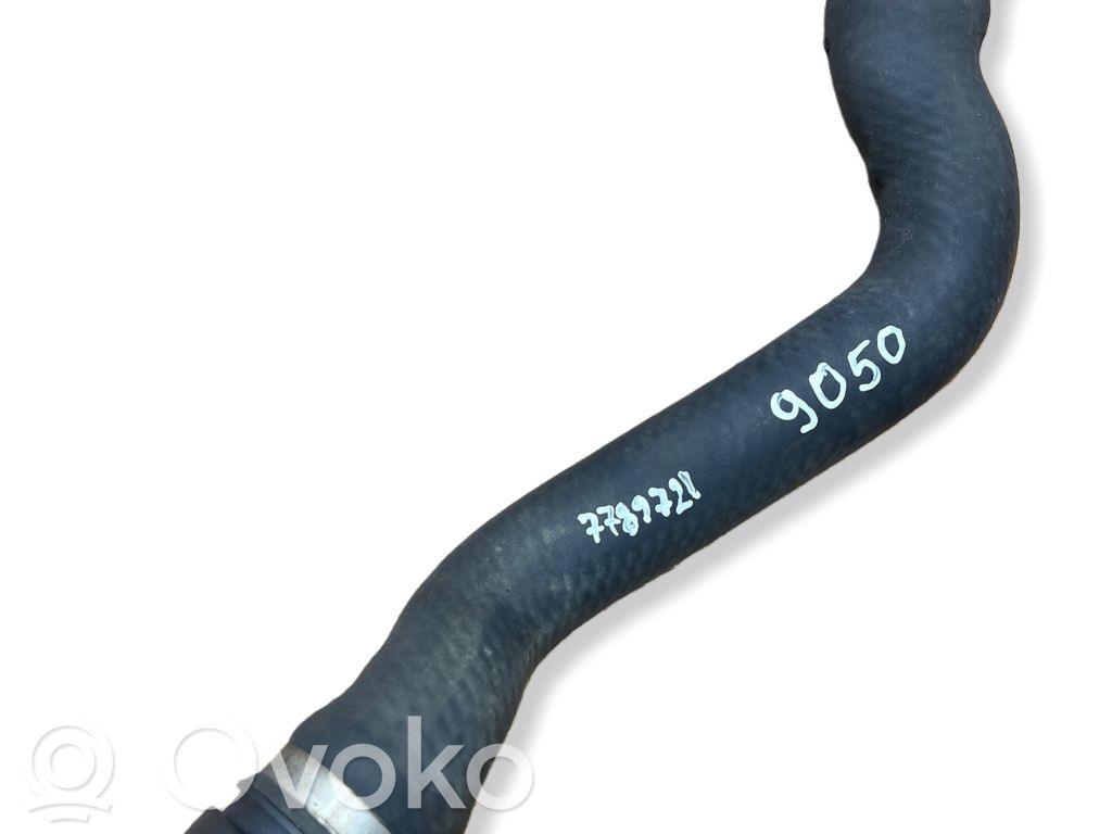 BMW 3 E90 E91 Engine coolant pipe/hose 
