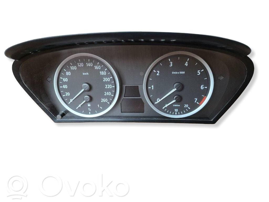 BMW 5 E60 E61 Speedometer (instrument cluster) 