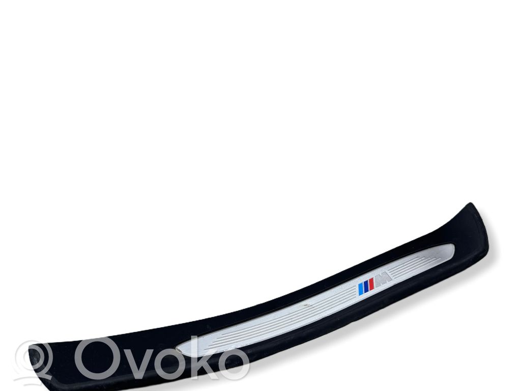 BMW 5 E60 E61 Capac prag spate 