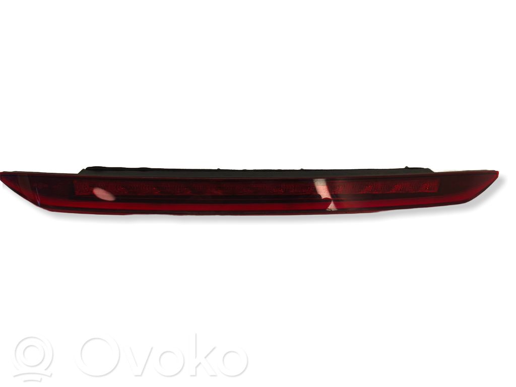 Volvo XC60 Third/center stoplight 
