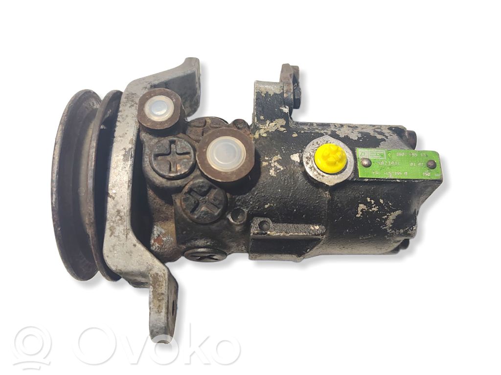 Audi 100 200 5000 C3 Power steering pump 