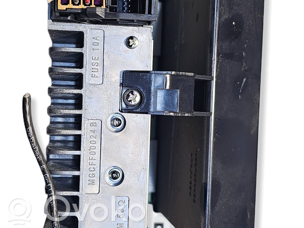 Volkswagen Caddy Unitate principală radio/CD/DVD/GPS 