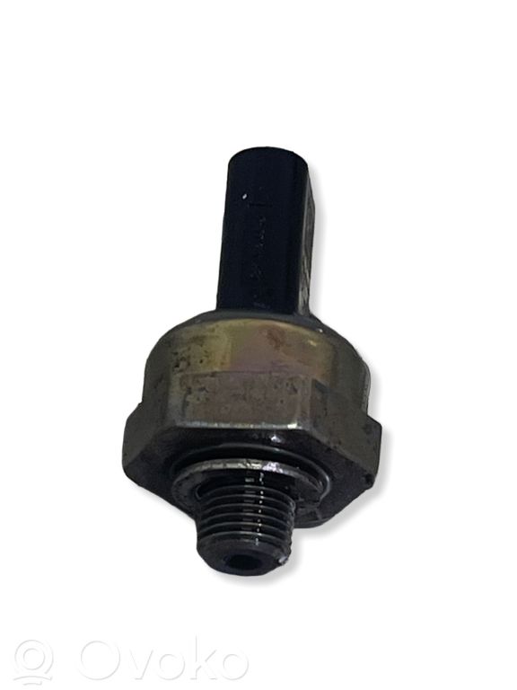 BMW 5 G30 G31 G38 Oil pressure sensor 