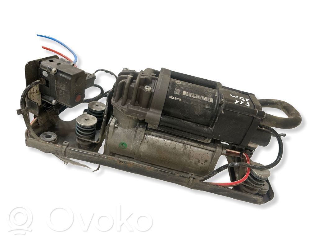 BMW 5 F10 F11 Compresor/bomba de la suspensión neumática 